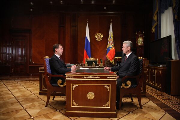 Nouveau maire de Moscou: Medvedev choisit Sobianine - Sputnik Afrique