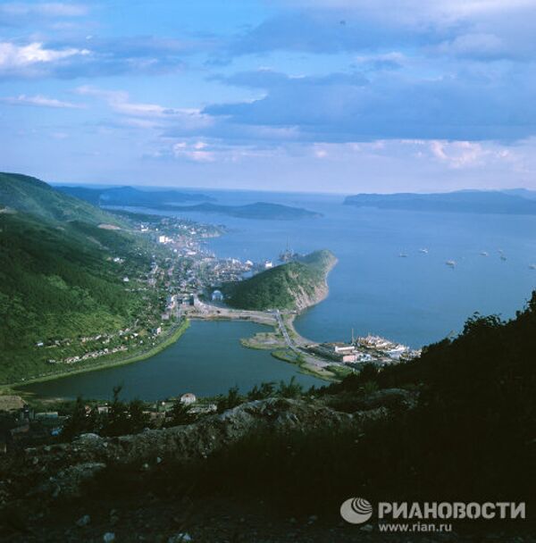 Petropavlovsk-Kamtchatski, port tranquille au bord de l'océan Pacifique  - Sputnik Afrique