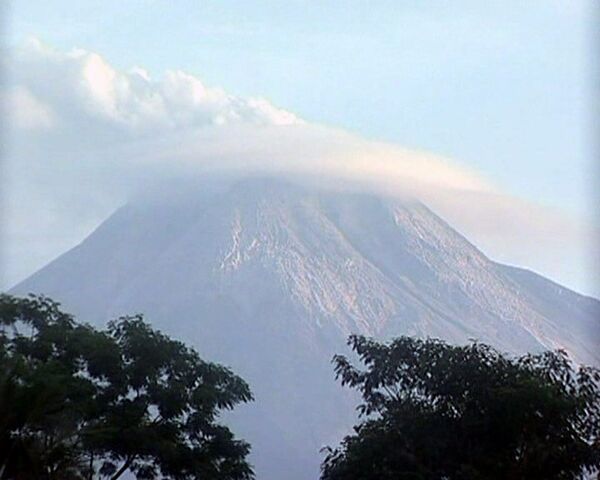 Eruption volcanique meurtrière en Indonésie - Sputnik Afrique