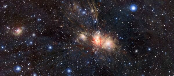 Une exoplanète ressemblant à la Terre, possédant une atmosphère et suffisamment proche de nous pour pouvoir espérer la sonder a été découverte par les astronomes. - Sputnik Afrique