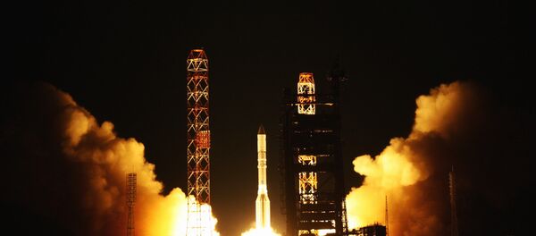 Lancement d'une fusée Proton Lancement d'une fusée Proton - Sputnik Afrique