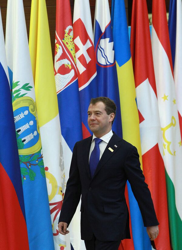 Medvedev quitte le Kazakhstan qui accueille le sommet de l'OSCE - Sputnik Afrique