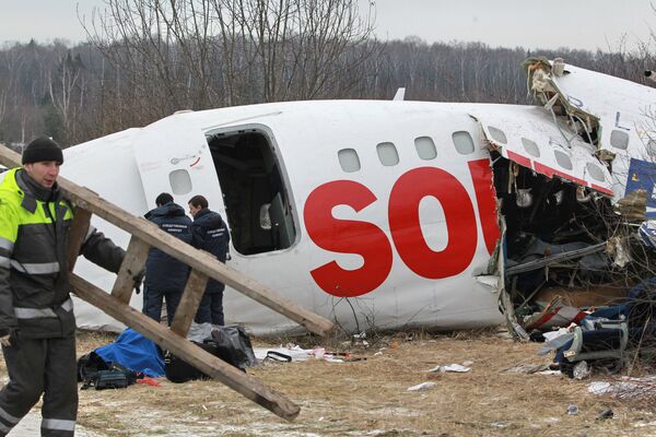 Le travail de l’équipe d’enquête sur le lieu de l’atterrissage d’urgence du Tu-154 - Sputnik Afrique