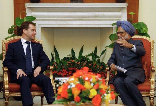 Dmitri Medvedev et Manmohan Singh - Sputnik Afrique