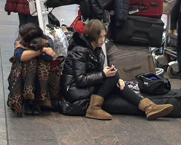 Moscou: des milliers de passagers bloqués dans les aéroports - Sputnik Afrique
