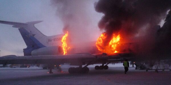 L'explosion d'un avion de ligne Tupolev Tu-154B - Sputnik Afrique