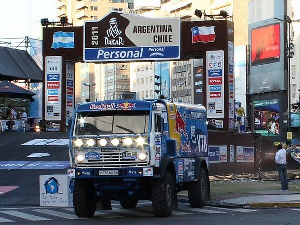 Dakar 2011 - camions: Chagin de nouveau en tête de course - Sputnik Afrique
