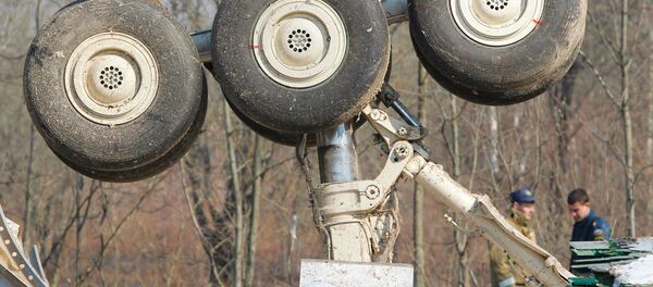 Crash de Smolensk: la justice polonaise accuse Moscou, le Kremlin riposte - Sputnik Afrique