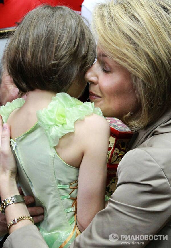 La princesse belge Matilde visite un orphelinat moscovite - Sputnik Afrique