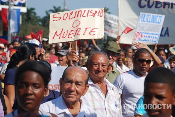La Havane accueille son premier défilé militaire en cinq ans - Sputnik Afrique