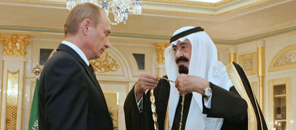 Le président russe Vladimir Poutine et le roi Salman d'Arabie saoudite - Sputnik Afrique
