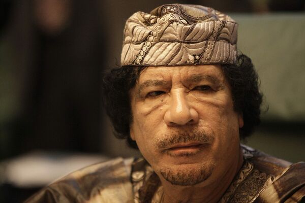 Kadhafi nargue les lâches croisés de l'Otan - Sputnik Afrique