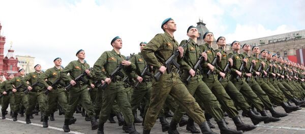 Défilé militaire sur la Place Rouge - Sputnik Afrique