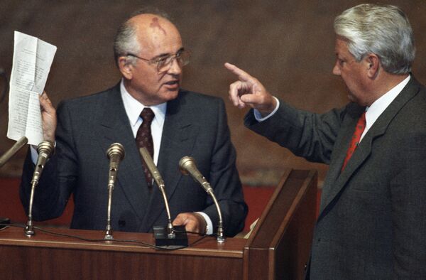 Gorbatchev et Eltsine, dirigeants les plus impopulaires de Russie (sondage) - Sputnik Afrique