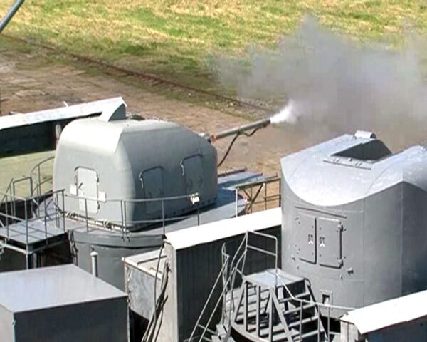 Artillerie navale: dans un polygone de tests près de Saint-Pétersbourg - Sputnik Afrique