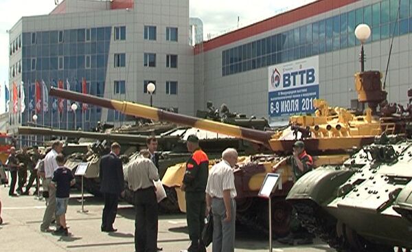 T-80: le char volant fête ses 35 ans de service - Sputnik Afrique