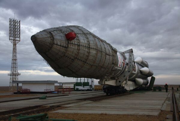 Un lanceur lourd russe Proton-M  - Sputnik Afrique