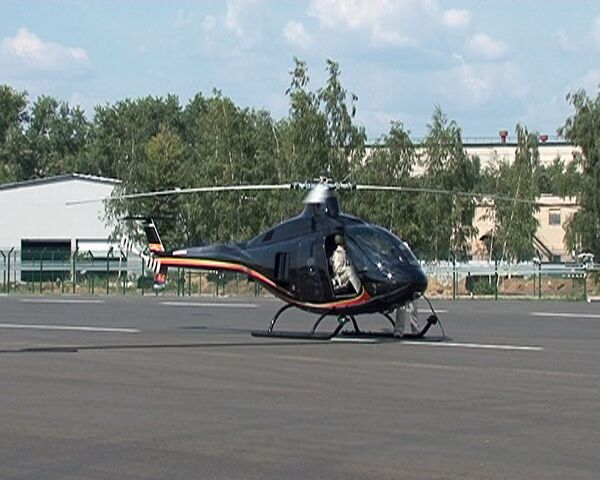 Le Mi-34S1, nouvel hélicoptère russe présenté lors de MAKS 2011  - Sputnik Afrique