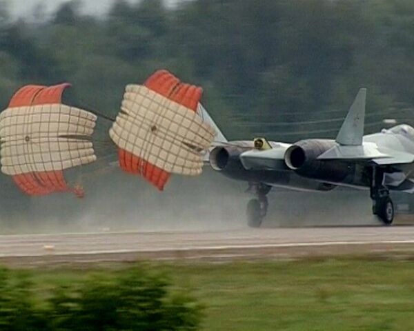 Le chasseur T-50 a raté le décollage - Sputnik Afrique