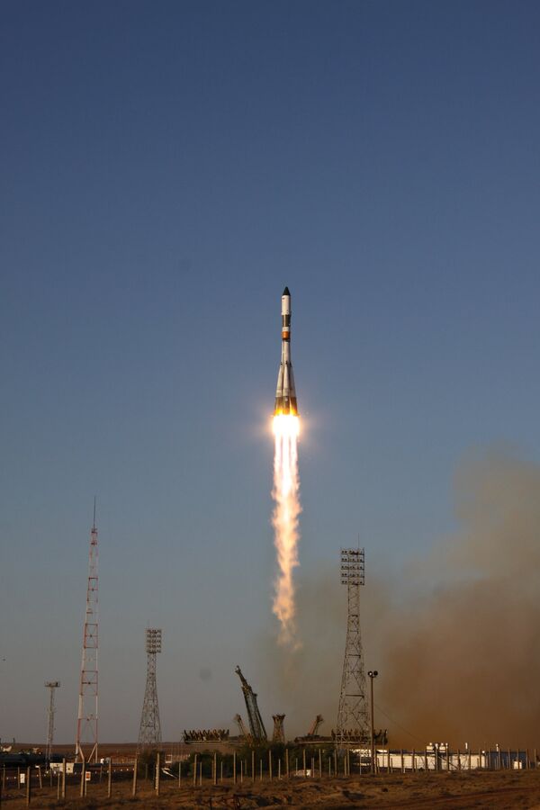 Décollage d'un lanceur Soyouz-U avec un cargo Progress - Sputnik Afrique