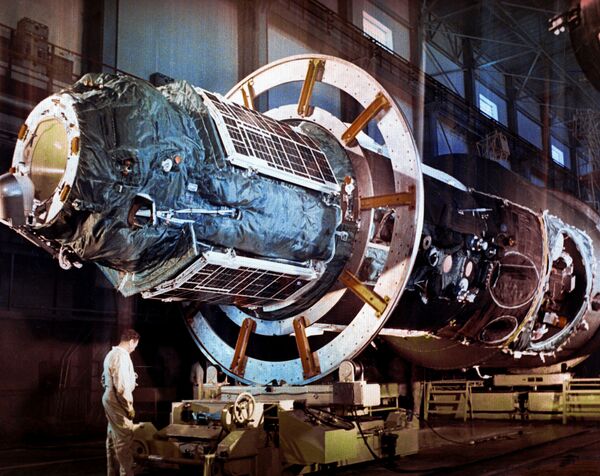 Le première station orbitale soviétique Saliout - Sputnik Afrique