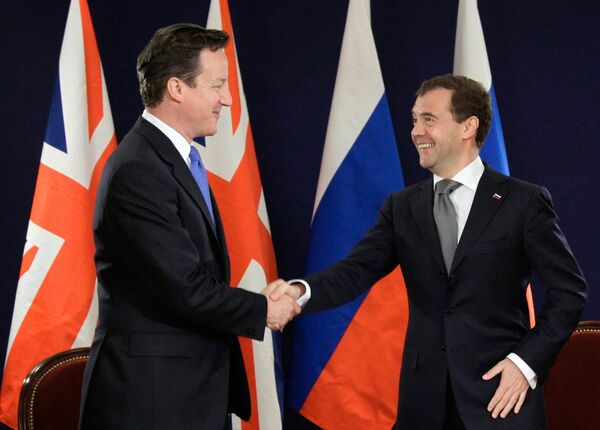 David Cameron et Dmitri Medvedev  - Sputnik Afrique