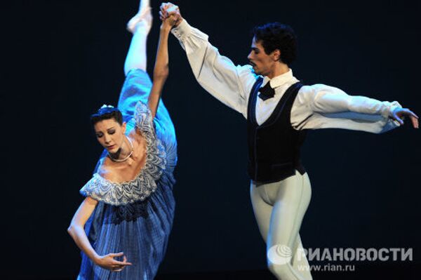 Kremlin Gala: étoiles du ballet mondial à Moscou  - Sputnik Afrique