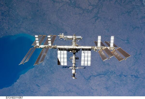 Le vaisseau Soyouz TMA-03M s'arrime à l'ISS - Sputnik Afrique