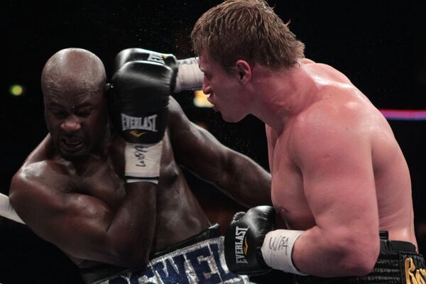 Boxe: le Russe Povetkin défend son titre WBA - Sputnik Afrique