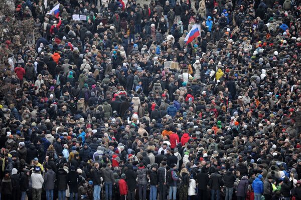Manifestations contre les résultats des législatives à Moscou - Sputnik Afrique