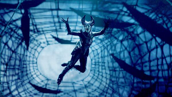 Паучиха Тарантула из шоу Zarkana от Cirque du Soleil - Sputnik Afrique