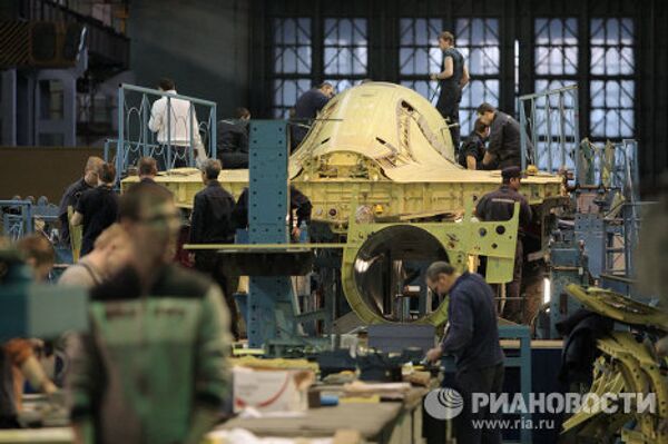 Les ateliers de construction de chasseurs-bombardiers SU-34 - Sputnik Afrique