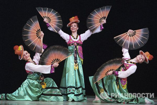 Le Ballet Igor Moïsseïev, gardien des traditions folkloriques - Sputnik Afrique