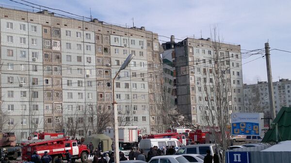 Russie: 14 disparus dans l'effondrement partiel d'un immeuble à Astrakhan - Sputnik Afrique