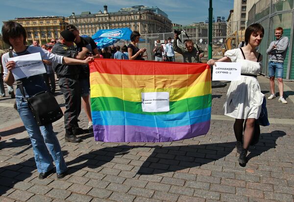 Gay Pride 2011 interdite à Moscou: les organisateurs saisissent la CEDH (Archives) - Sputnik Afrique