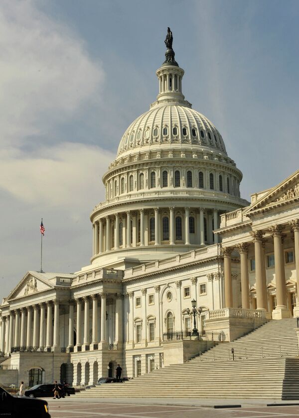 Plafond de la dette US: la Chambre des représentants repousse l'échéance - Sputnik Afrique