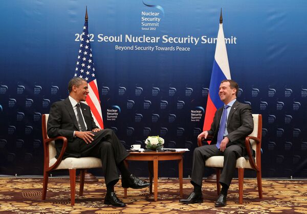 Dmitri Medvedev et Barack Obama (Séoul) - Sputnik Afrique