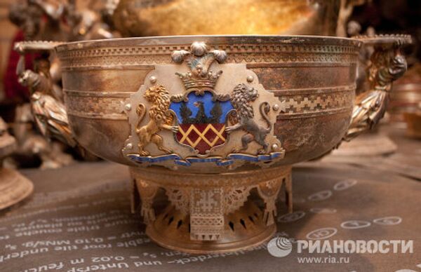 Saint-Pétersbourg: un trésor découvert lors de travaux de restauration  - Sputnik Afrique