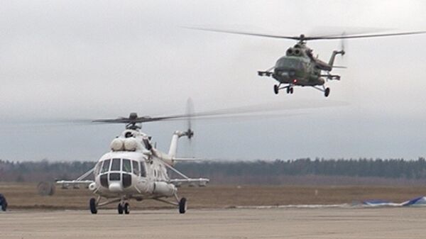 Des hélicoptères militaires s'entraînent pour le défilé de la Victoire - Sputnik Afrique