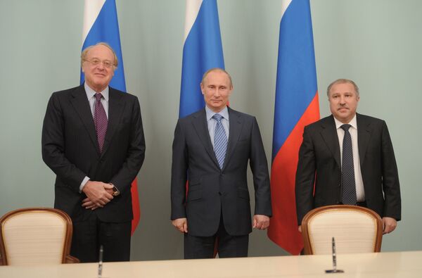 Gisements russes: Rosneft et ENI lancent une coopération stratégique - Sputnik Afrique