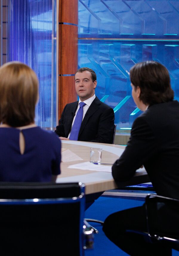 Interview de Dmitri Medvedev à la TV russe - Sputnik Afrique