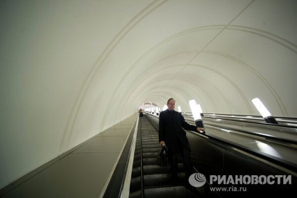 Métro de Moscou: la station Park Koultoury de nouveau ouverte au public - Sputnik Afrique
