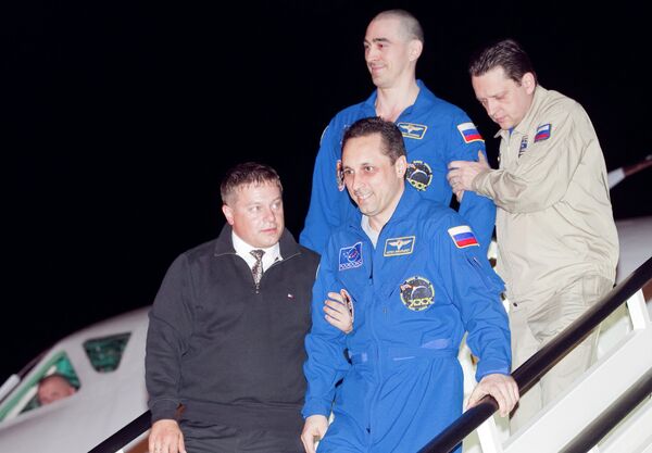 Des cosmonautes russes impressionnés par le silence à bord de l'ISS - Sputnik Afrique