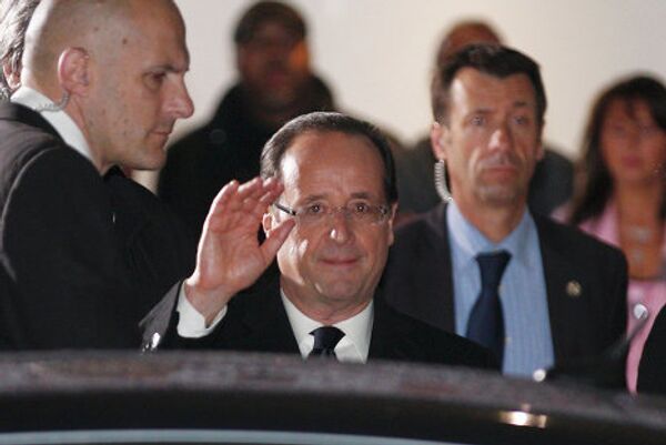 Le débat télevisé entre Nicolas Sarkozy et François Hollande  - Sputnik Afrique