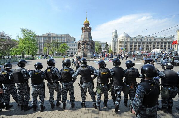 Manifestation de l'opposition à l'allure de pique-nique dans la capitale russe - Sputnik Afrique