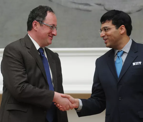 Boris Gelfand et Viswanathan Anand - Sputnik Afrique