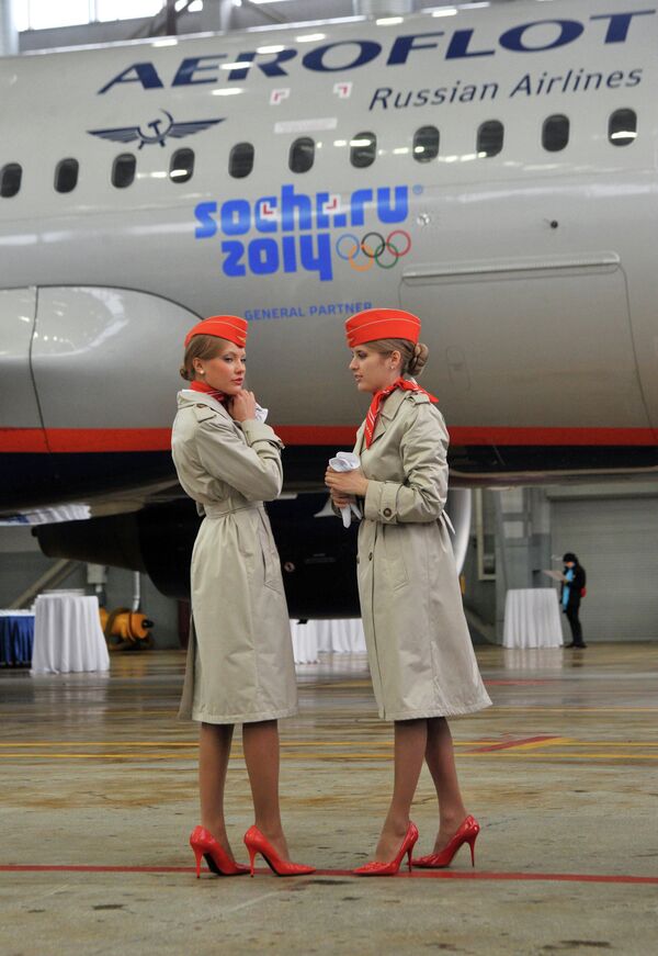 Aeroflot présente un avion orné de symboles des JO 2014 de Sotchi - Sputnik Afrique
