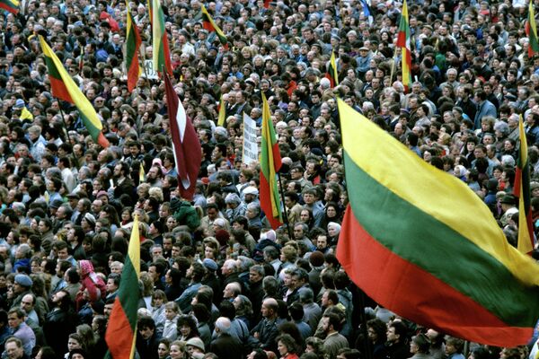 Manifestation pour l'independence de la Lituanie, 1990 (archive) - Sputnik Afrique