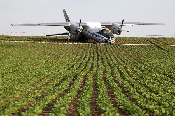 Accident d'un Antonov An-30 russe en République tchèque - Sputnik Afrique