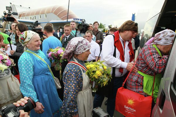 Les Babouchkas de Bouranovo de retour à Moscou - Sputnik Afrique